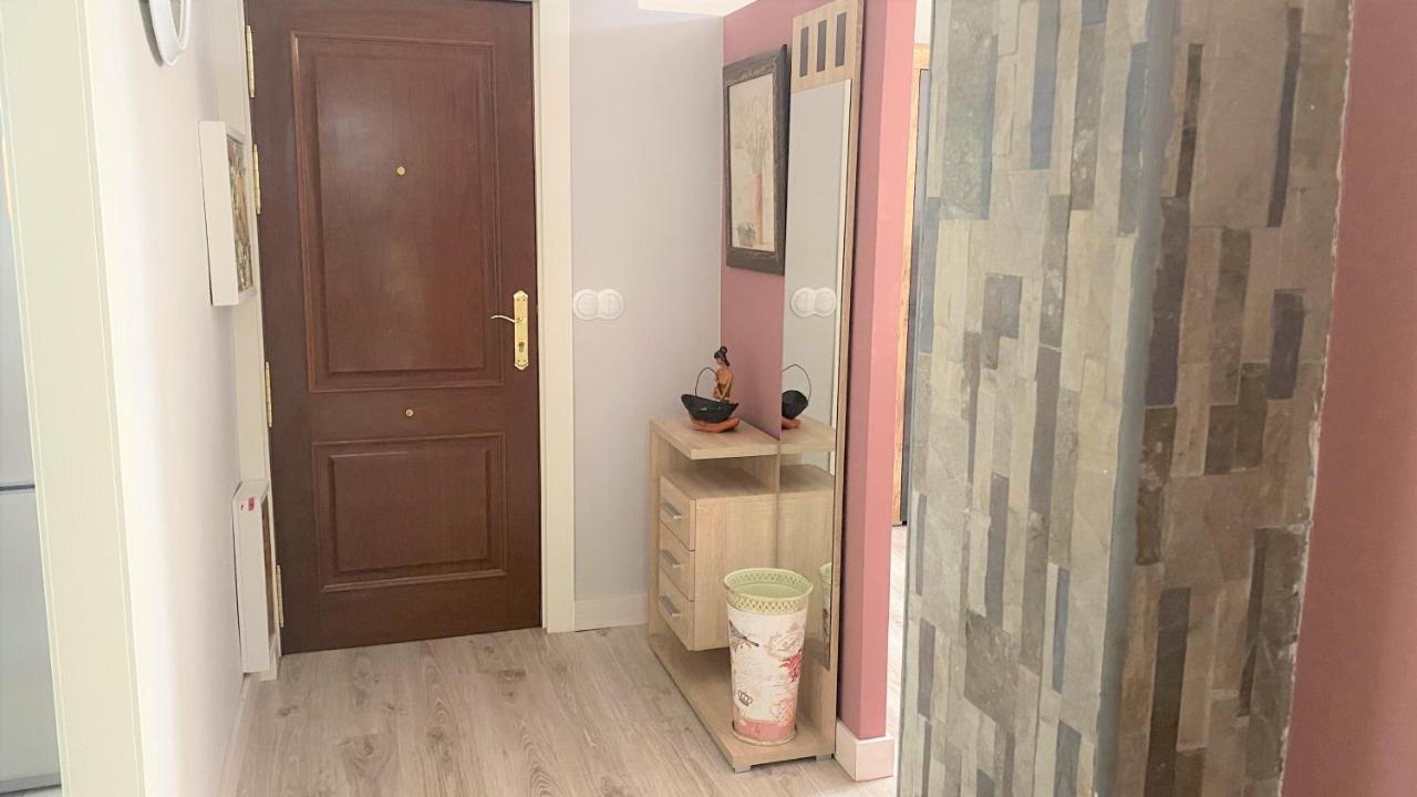 Housingleon- Barrio Humedo Apartment Ngoại thất bức ảnh